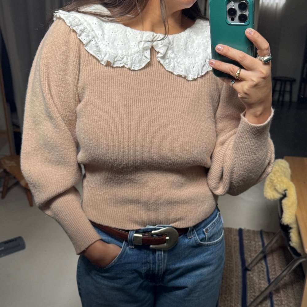 Lush Beige Sweater with White Lace Collar